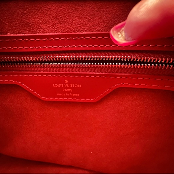 Authentic LV Louis Vuitton Carmine Red Epi Leather Mirabeau PM Handbag Purse EUC - Picture 9 of 10